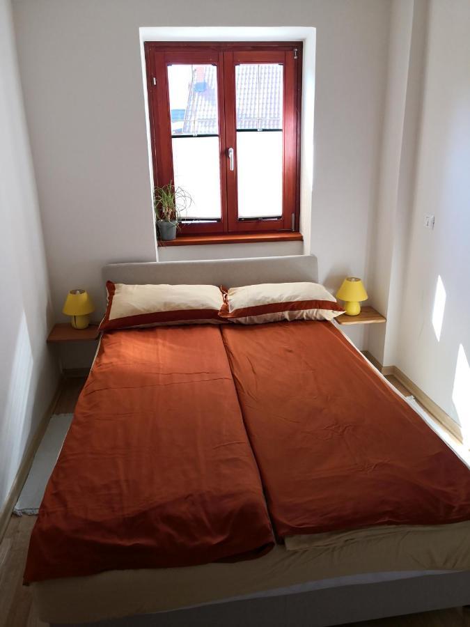 Red Apple Daire Bovec Dış mekan fotoğraf